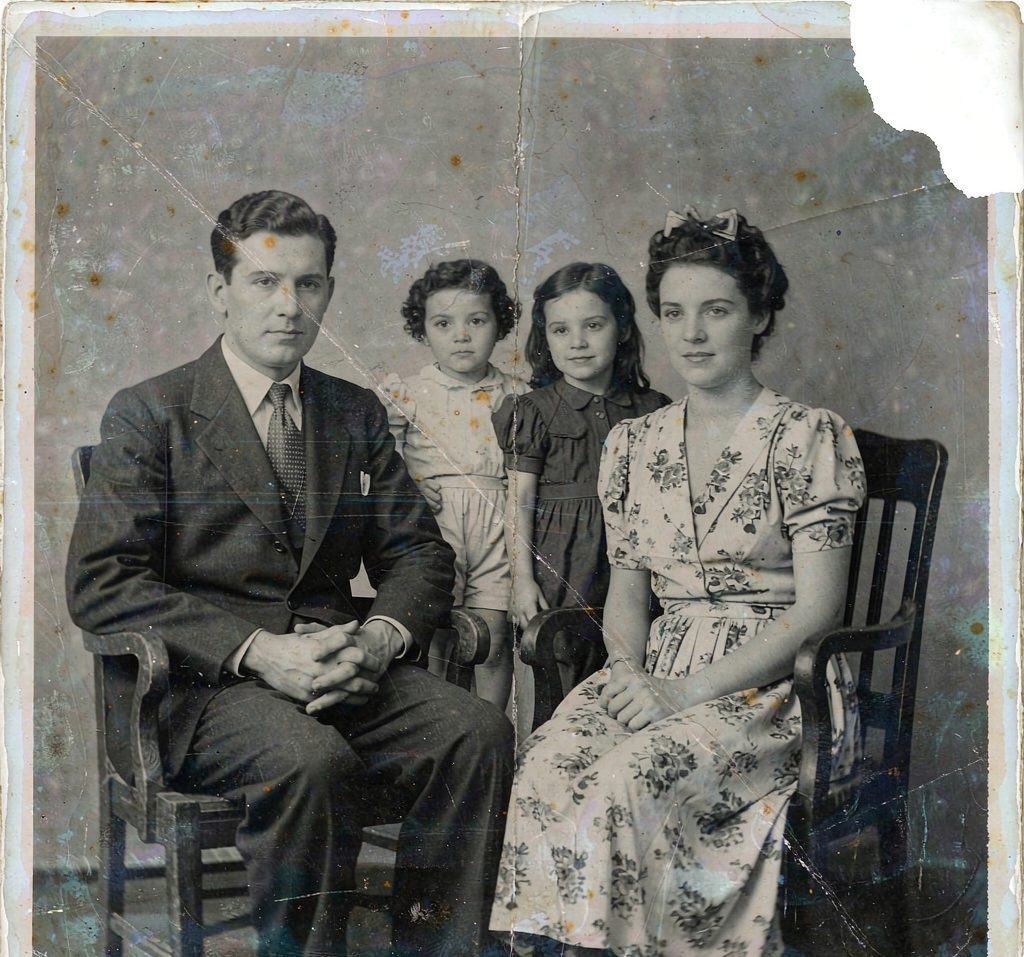 1940s family portrait — original